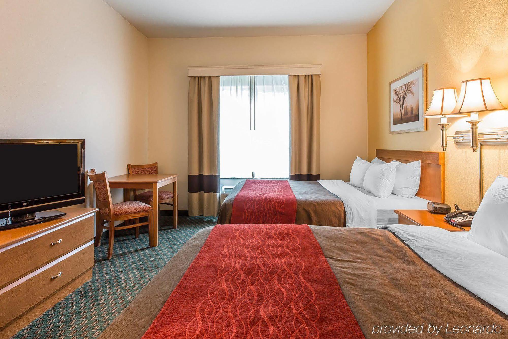 Comfort Inn & Suites Райфл Экстерьер фото